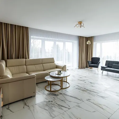 The View ايوافا