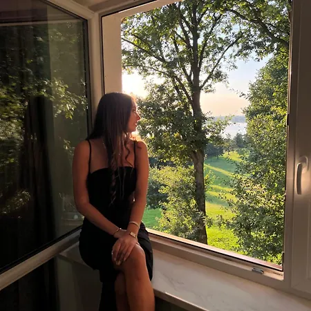 The View 4*